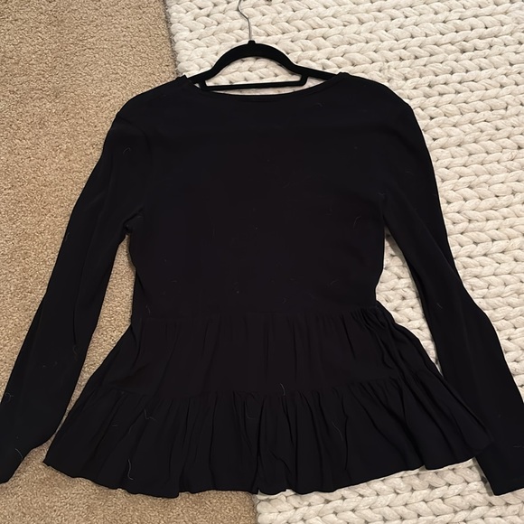 Zara Black Longsleeve - Picture 4 of 4